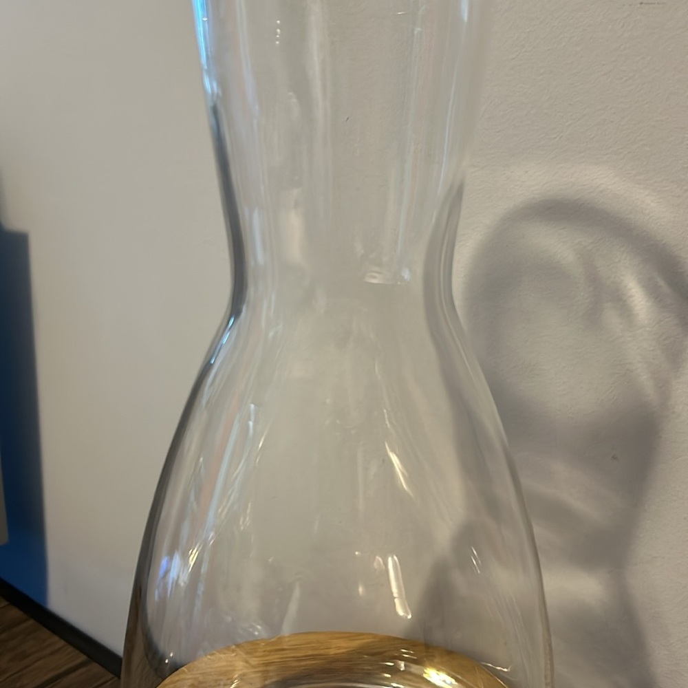 Clear 10.5” Carafe - Picture 6 of 8
